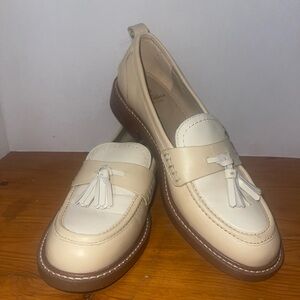 Sam Edelman Cream and Brown Loafers with Tassels